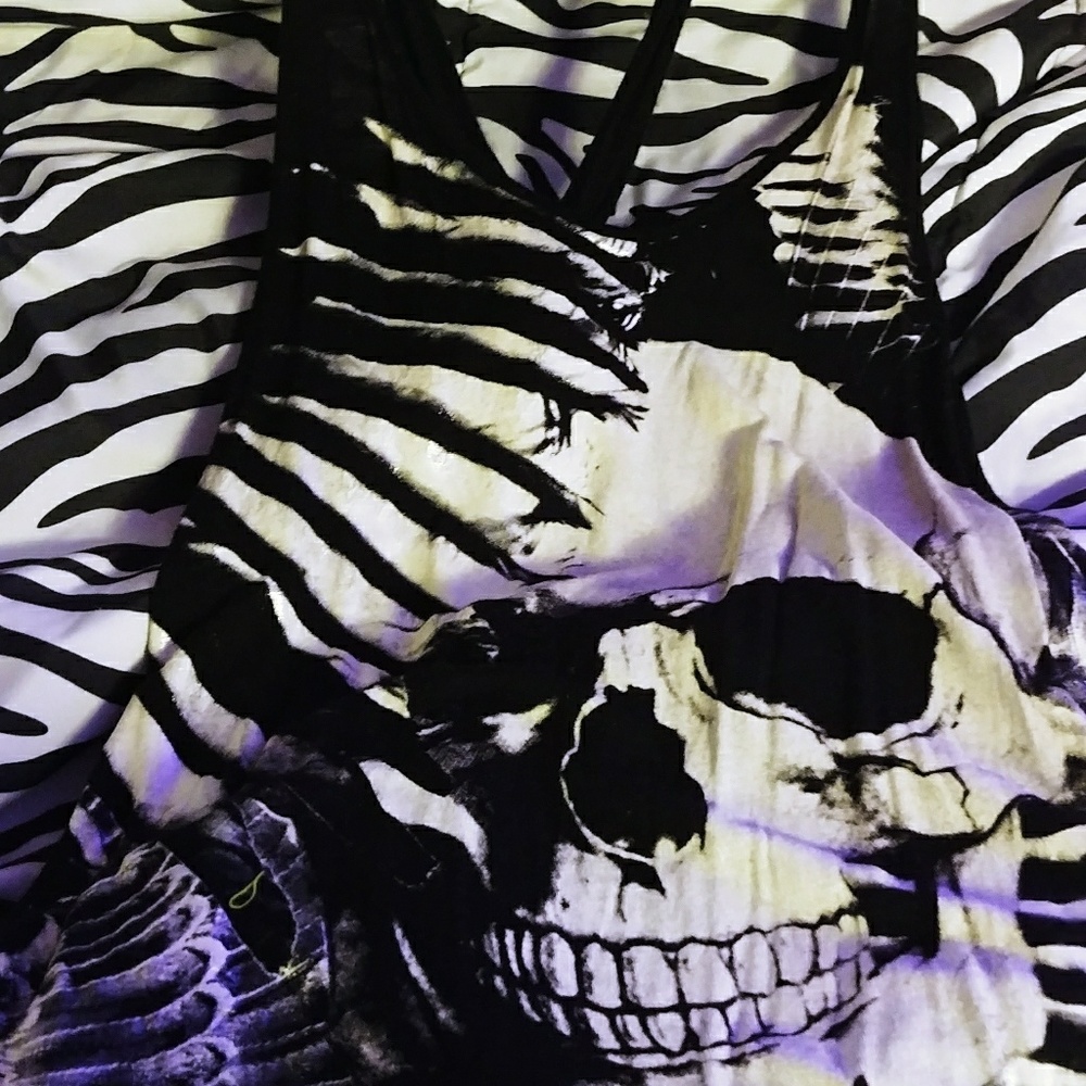 Hot topic skull Crossback tank